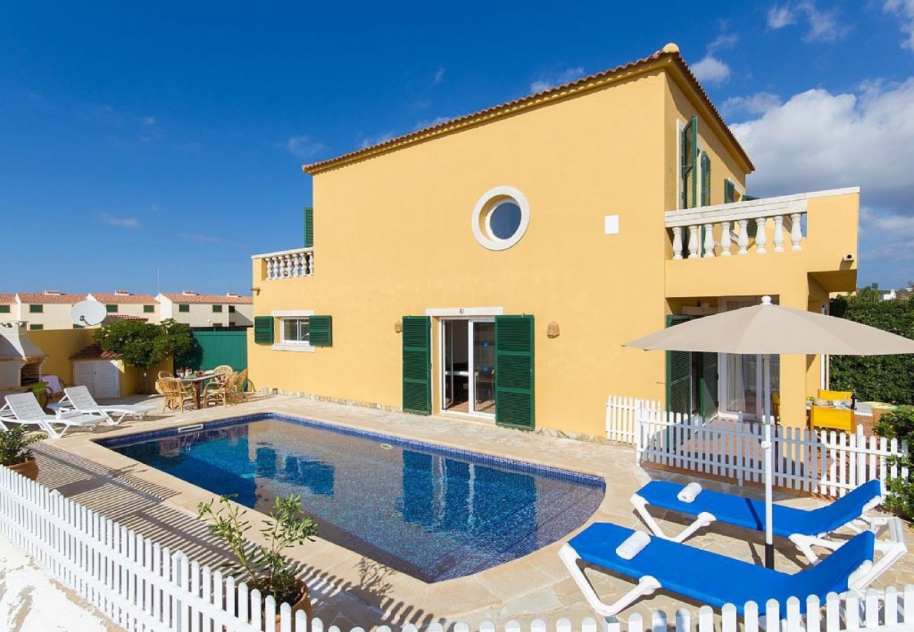 Villa en Ciutadella de Menorca - VILLA FIESTA