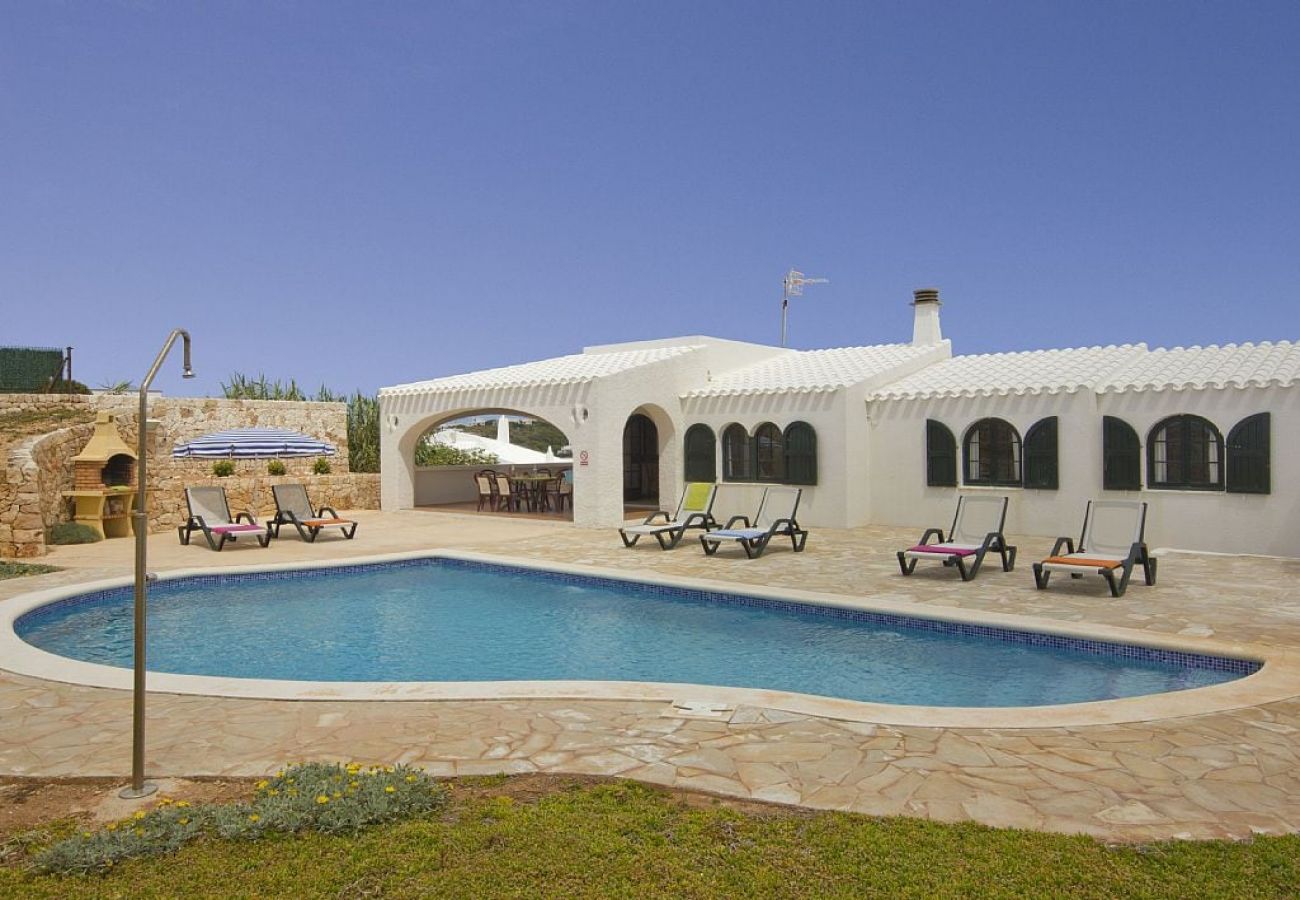 Villa en Cala Morell - VILLA LIRA