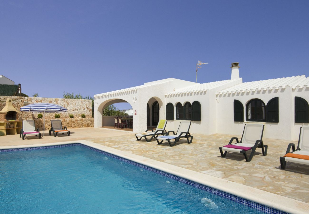 Villa en Cala Morell - VILLA LIRA