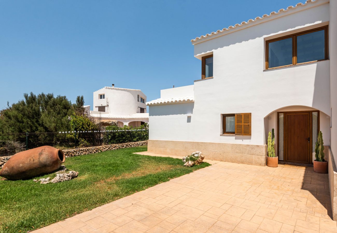 Vil.la en Cala Morell - VILLA LASAIENEA