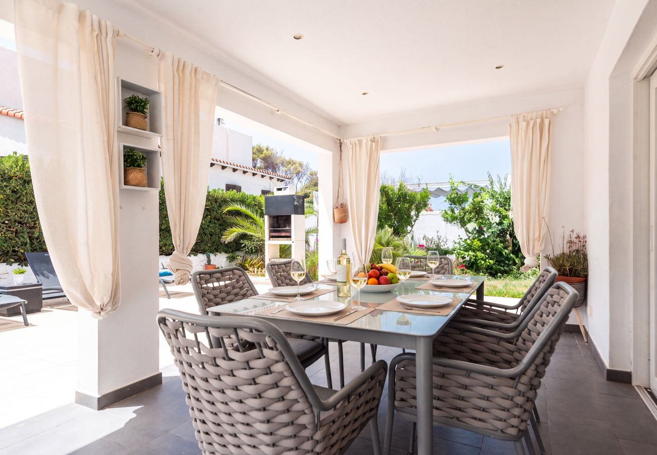 Vil.la en Cala Blanca - VILLA MAGDALENA