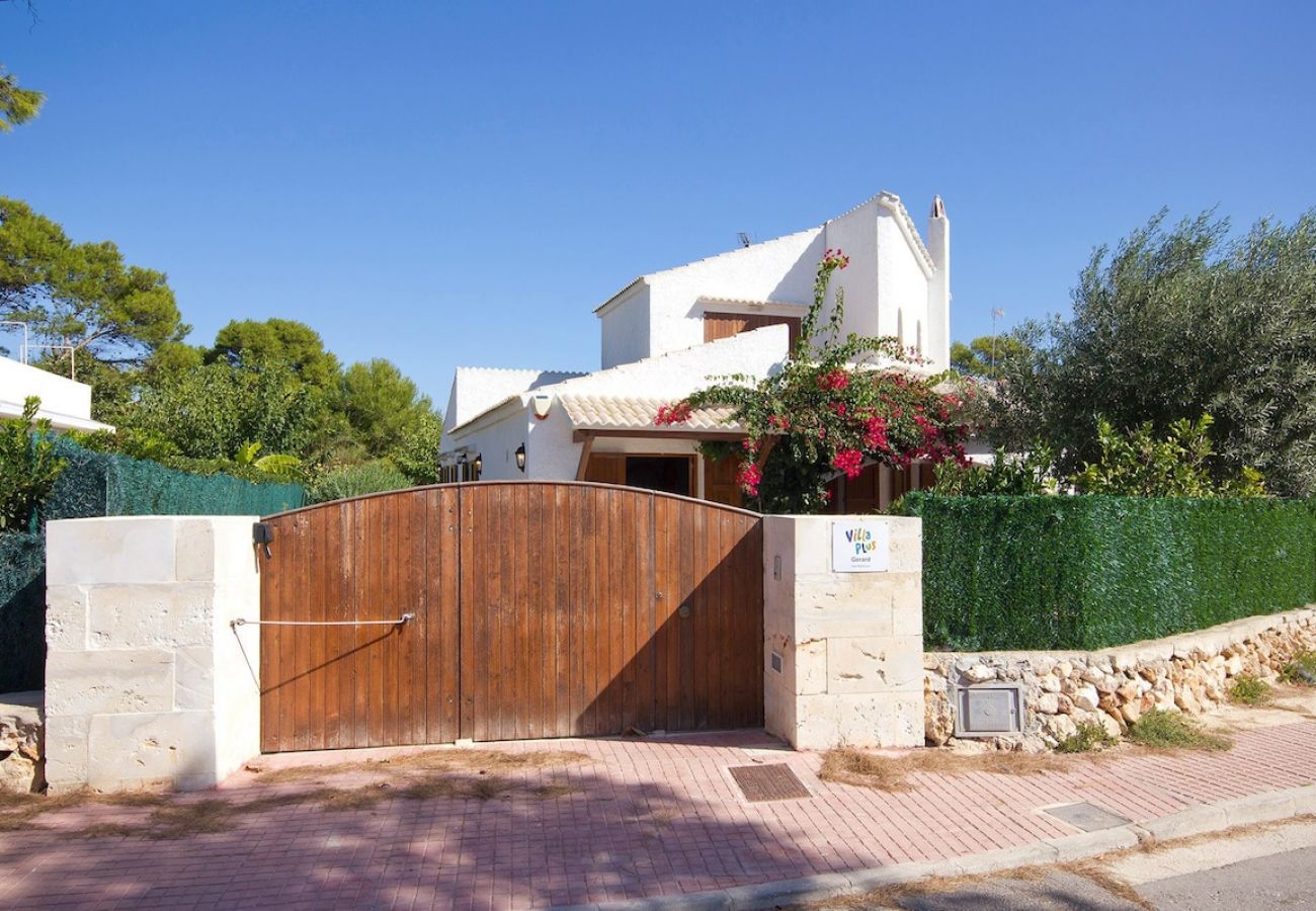 Villa in Cala Blanca - VILLA GERARD