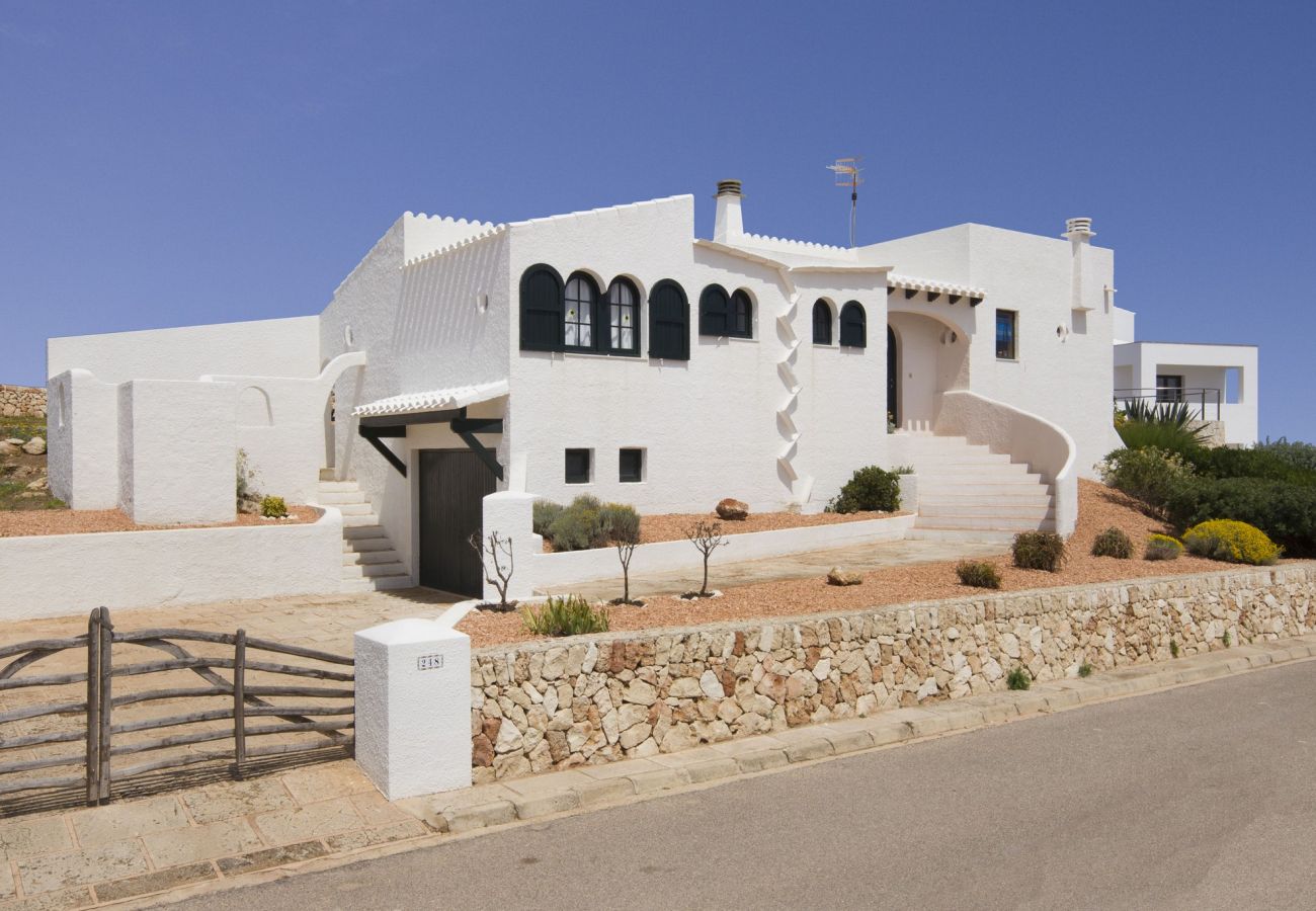 Villa in Cala Morell - VILLA LIRA