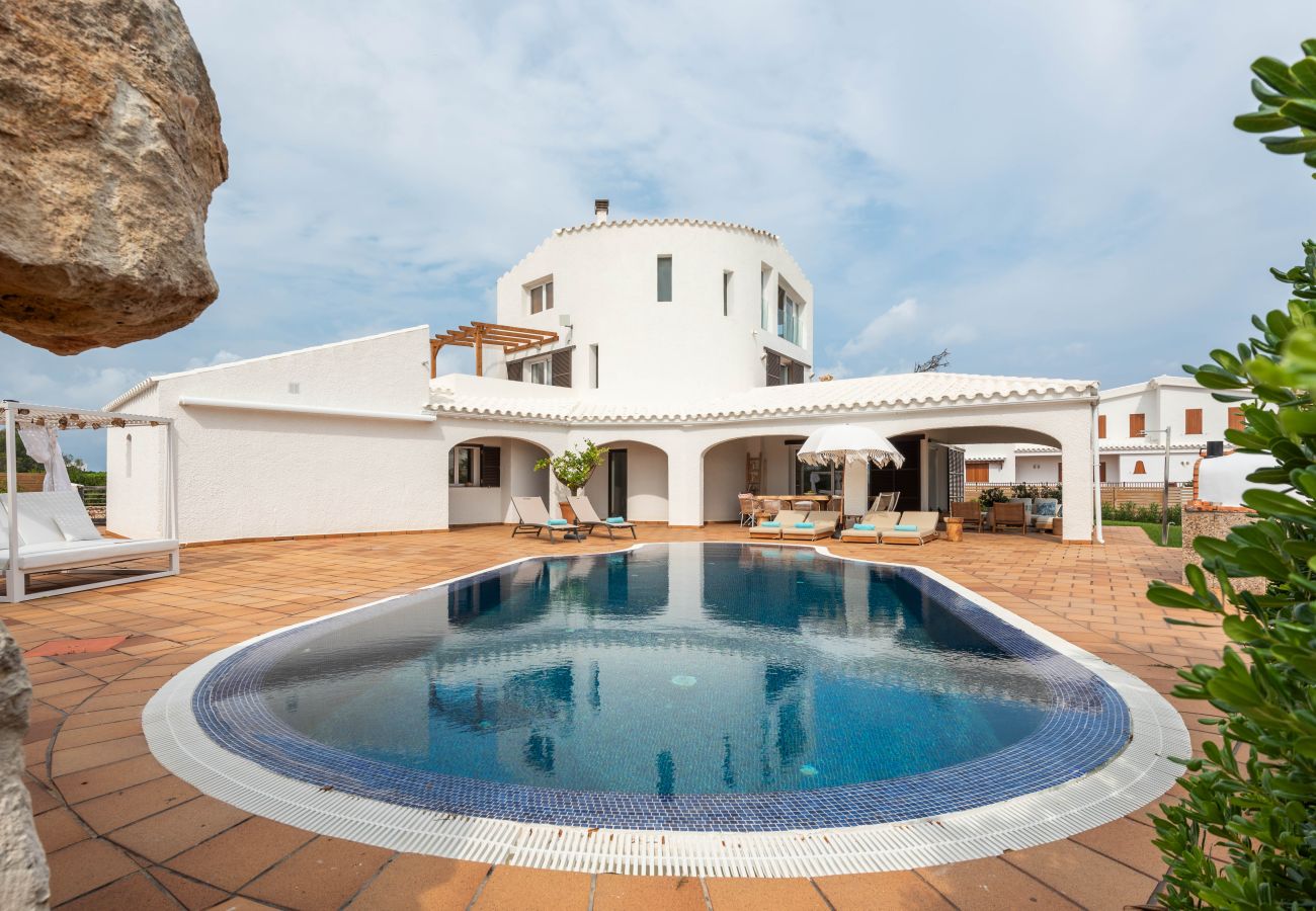 Villa in Cala Morell - VILLA KISTINE