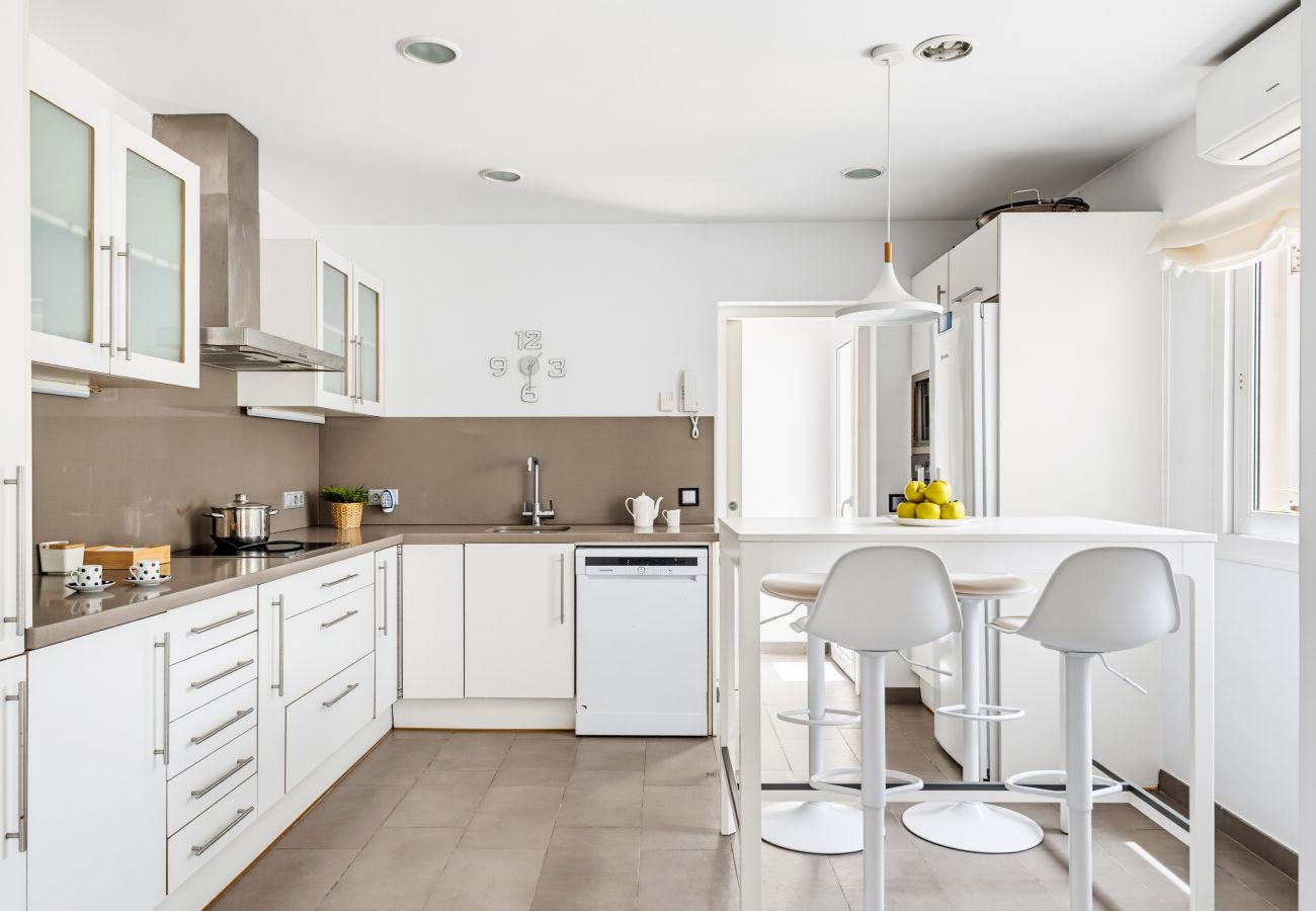 Villa à Cala Blanca - VILLA MAGDALENA